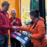 Zwemnachtmarathon groot succes voor deelnemers en KiKa