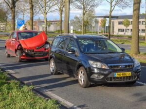 Flinke kop-staartbotsing in Drachten