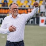 Henk de Jong (Drachten) benoemd tot ere burger van Leeuwarden.