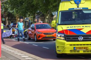 Fietser gewond na botsing op oversteekplaats